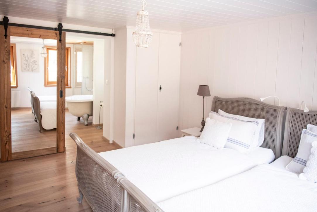 Casa Pasch - Boutique Bed&Breakfast Sumvitg Extérieur photo